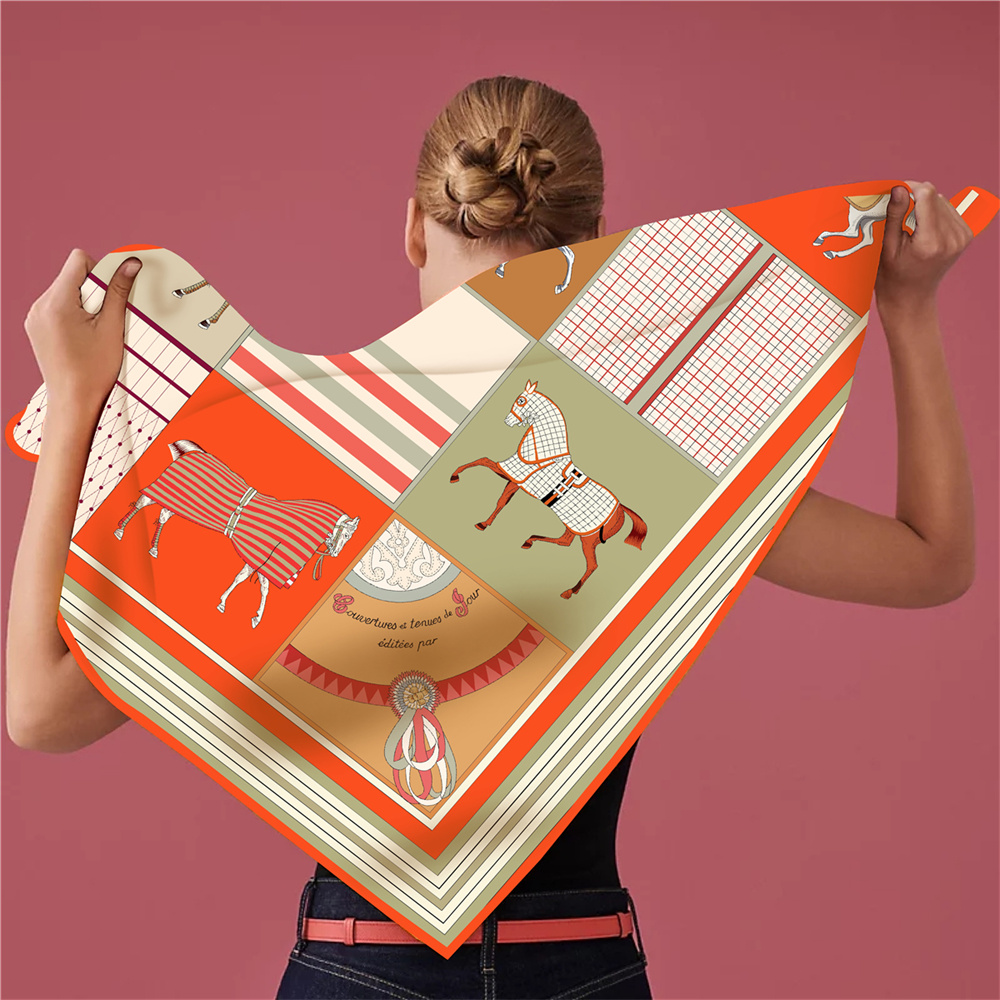 Nieuw ontwerp, modieuze bedruk - Scarf Silk Square recensie en prijs